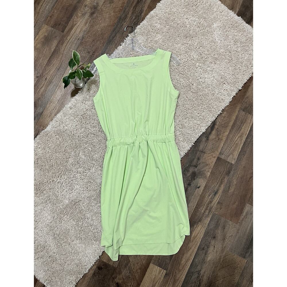 Athleta Size 4 Wasabi Green Elastic Waist Sleeveless Athleisure Astra Mini Dress